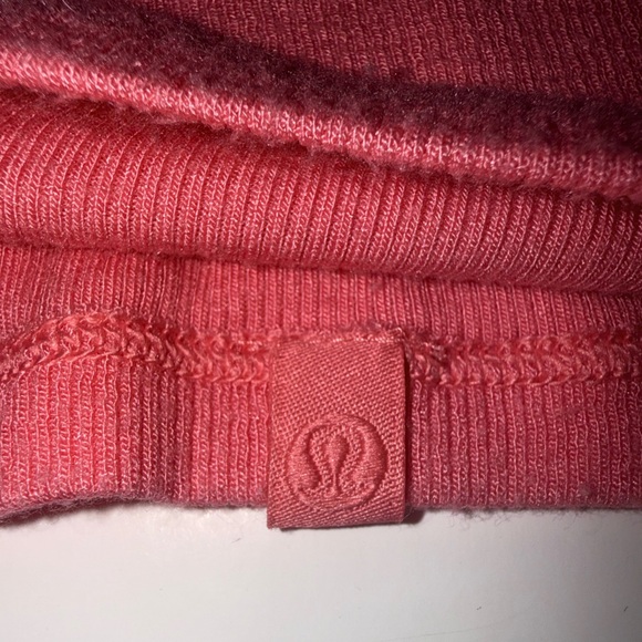 Lululemon Hold Tight Straight-Hem Cropped T-Shirt Coral Fits like 8 - Picture 7 of 11